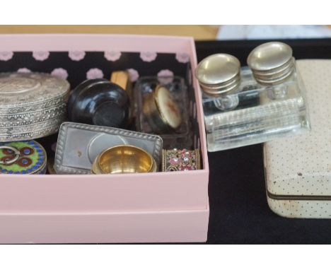 Collection of trinket boxes to include a glass inkwell