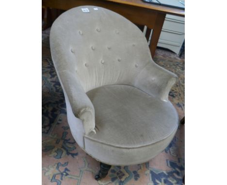 Button back armchair