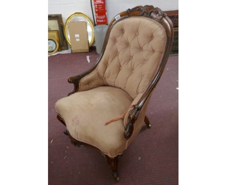 Victorian mahogany button back chair