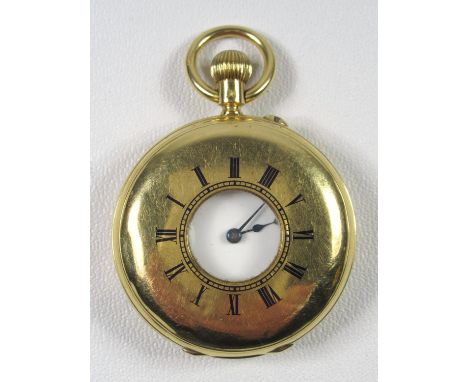LATE VICTORIAN LADY'S 18 CT GOLD HALF HUNTING POCKET WATCH, WITH A WHITE ENAMEL DIAL BLACK ROMAN NUMERALS, ENCLOSING A TOP WI