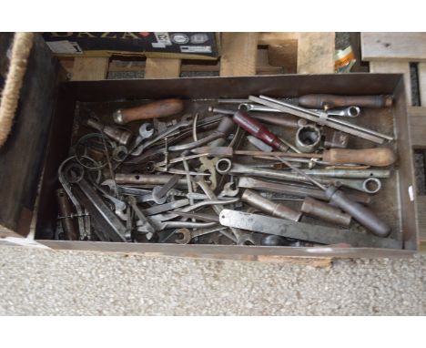 BOX CONTAINING VARIOUS TOOLS
