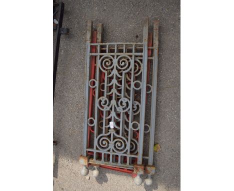 QUANTITY OF DECORATIVE RAILING SECTIONS