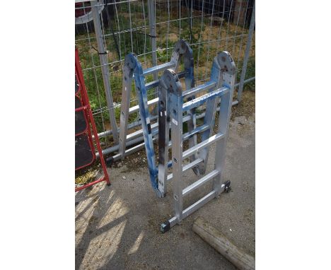 FOLDING ALUMINIUM LADDER/WORK PLATFORM