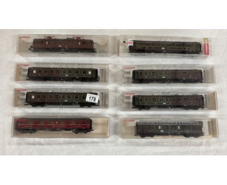 8 Boxed Fleischmann HO gauge coaches. 5087, 5852 x 4, 5086, 5890, 5156
