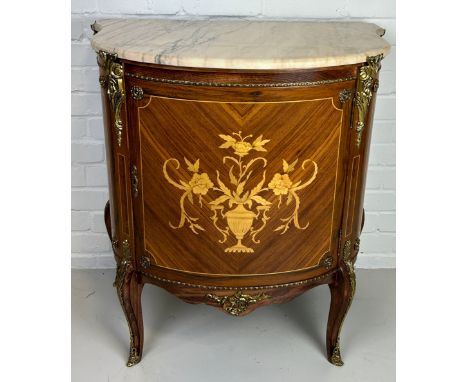 A MODERN FRENCH STYLE COMMODE WITH GILT METAL MOUNTS, MARQUETRY DETAIL AND MARBLE TOP,82cm x 75cm x 42cm 