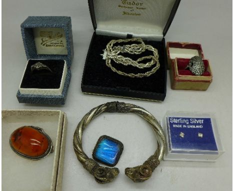 Sterling silver jewellery including a 925 hinged bangle with ram's head