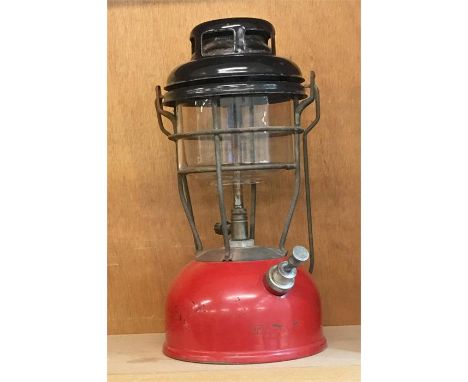Vintage tilly lamp 
