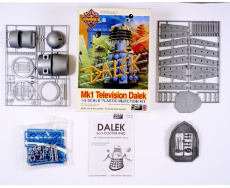 Mk1 Televison Dalek 1-8 scale Plastic Injection Kit (Comet Miniatures 1963). Complete with instruction booklet in original bo