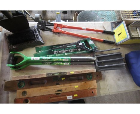 A Border fork and spade (12)