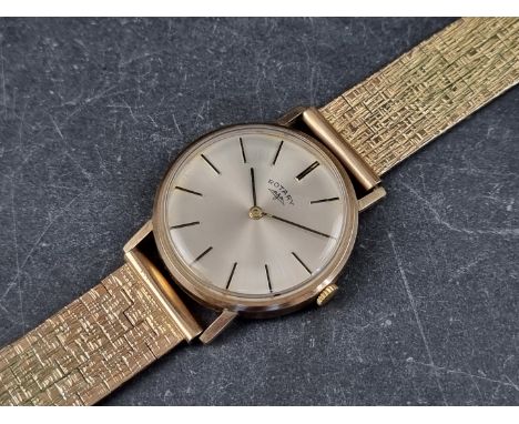 A vintage Rotary 9ct gold manual wind wristwatch, 33mm, on 9ct gold bracelet. 