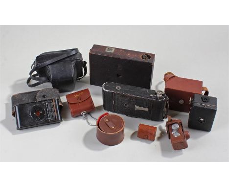 Mixed cameras, to include a Zeiss Ikon, a Steky Sun-Tele, Steky Sub Miniature 'Spy' Camera and others, (qty)