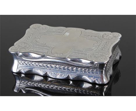 Victorian silver table snuff box, Birmingham 1883, maker Hilliard & Thomason. the shaped case with engraved scroll, leaf and 