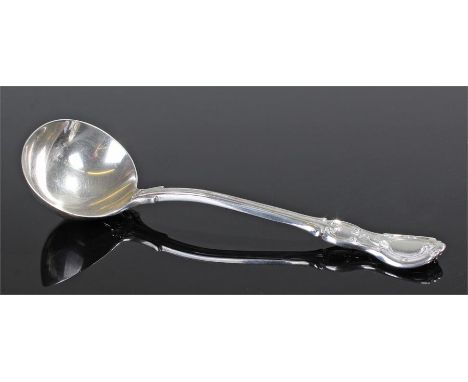 Victorian Cambridge pattern ladle, London 1852, maker Chawner & Co, 2.8oz