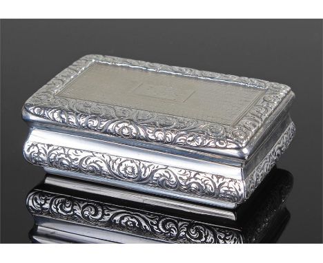 George IV silver table snuff box, Birmingham 1823, maker Joseph Willmore. The leaf scroll curved edge with engine turned pane