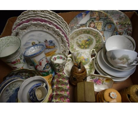 Ceramics - a Royal Doulton Brambly Hedge teacup, saucer and tea plate, Spring; continental ribbon plates; a pair of Royal Wor