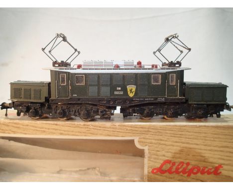 HO scale Continental outline, Lilliput 11910, class 1020, 0.13.13, twin pantograph Co-Co, electric, very good condition, box 