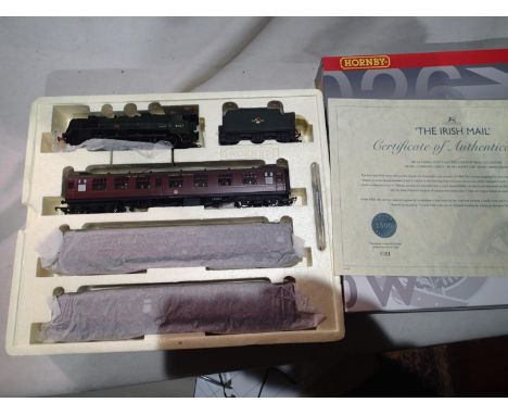 Hornby R2796M Irish Mail train pack, comprising Old Contemptibles locomotive with three MKI coaches, limited edition 1321/150