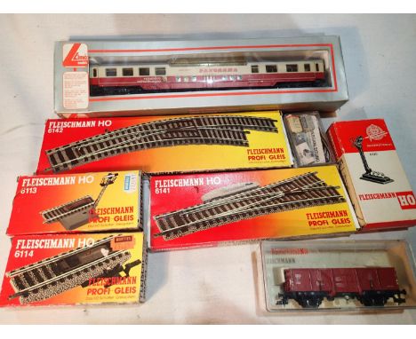 Lima HO scale Trans Europe Panorama coach, excellent condition, boxed, plus Fleischmann wagon and track, points and signal, m