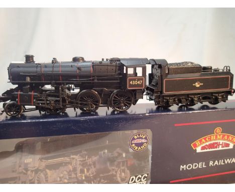 Bachmann 32-576, class 4, black, late crest, 43047, very good to excellent condition, box with wear. UK P&amp;P Group 1 (£16+