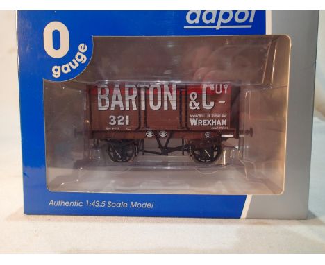 O gauge Dapol 7F-073-004, seven plank wagon, Barton &amp; Coy, Wrexham, near mint, boxed. UK P&amp;P Group 1 (£16+VAT for the