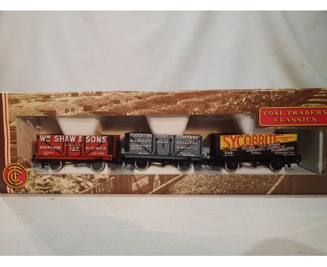 Bachmann 33-033 Coal Trader Classics, set of three Yorkshire related wagons, neat mint, storage wear to box. UK P&amp;P Group