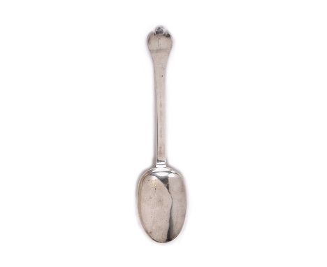 James II silver trefid spoonthe reverse of the oval bowl with a rat-tail, the reverse of the terminal with engraved initials 