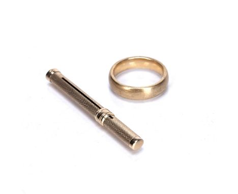 9ct gold wedding band or ring, size T/U, 9g approx overall and a 9ct gold toothpick with engine turned decoration, 5g approx 