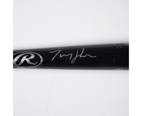 This black Big Stick professional model baseball bat features six autographs, including those of Roy White, Elliott Maddox, O