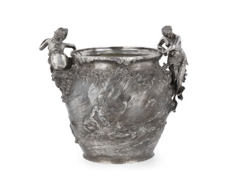  WMF (WURTTEMBERGISCHE METALLWARENFABRIK) JUGENDSTIL JARDINIÈRE, CIRCA 1900 silver plated white metal, with liner 27.5cm high