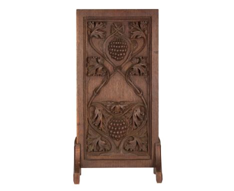  ENGLISH ARTS & CRAFTS OAK FIRESCREEN, CIRCA 1900 carved oak 78.5cm x 39cm   