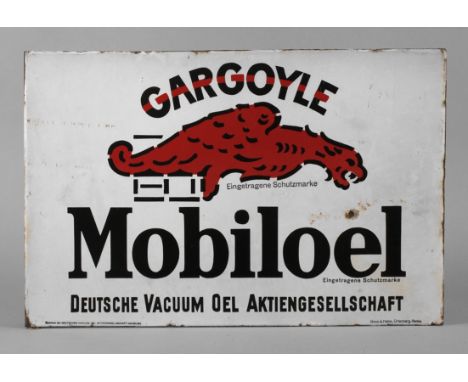 Emailschild als Werbeausleger um 1930, Hersteller Boos &amp; Hahn Ortenberg-Baden sowie Vermerk Eigentum der Deutschen Vacuum