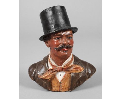 Goldscheider Wien Büste "Fiaker" um 1890/92, Herr mit Schnauzbart und Zylinder, sogenannte "Wiener Type", geritzte Modellnr. 