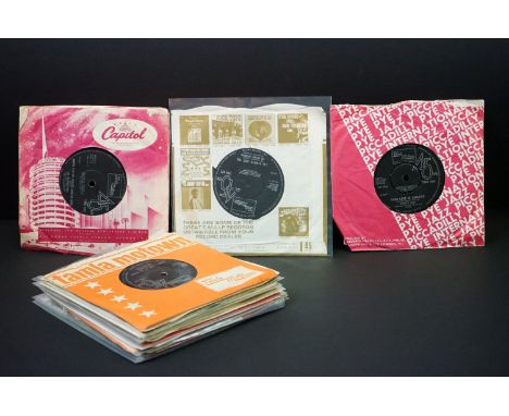 Vinyl - 19 Motown Records / Northern Soul original UK pressing singles from the TMG 600 and TMG 700 series, including: Shorty