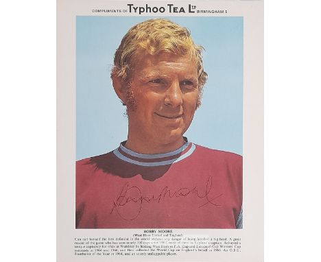 England and West Ham United's Bobby Moore signed Ty-Phoo 3rd series photograph card, legendary captain has neatly and boldly 