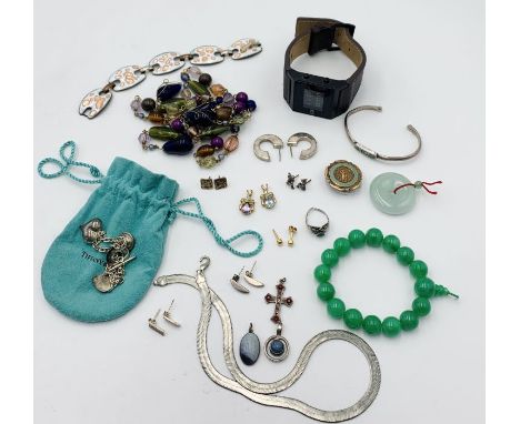 A collection of costume jewellery etc. including a pair of 9ct gold earrings 1.9g, "Theone Kerala Trance watch", Jade bracele