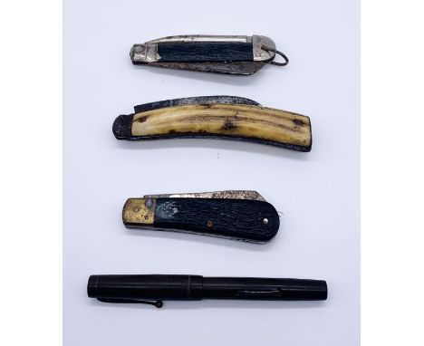 Three vintage penknives along with a Wyvern no.60 fountain pen with 14ct gold nib