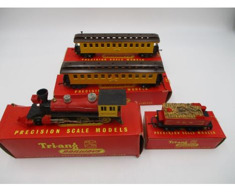 A boxed Tri-ang Railways OO Gauge "Davy Crockett" locomotive (R.358 S) with tender (R.233), along with a pair of boxed "Old T