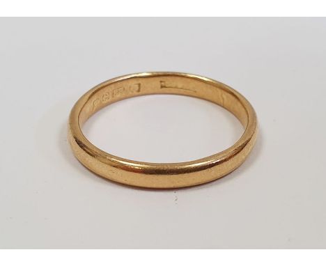 22ct gold wedding ring, finger size K 1/2, approx. 2.6g 