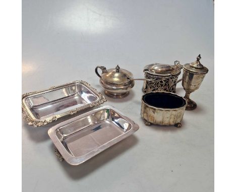 Two silver mustards, a silver salt and a silver pepperette, 8ozt weighable silver, together with a silver plated miniature en
