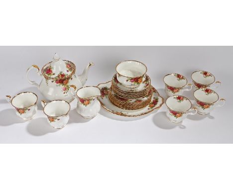 Royal Albert Old Country Roses pattern tea service, consisting of six tea cups, saucers and side plates, teapot, milk jug, su