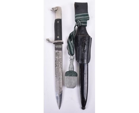 WW2 German Luftwaffe Dress Bayonet with Engraved Blade by Carl Eickhorn, standard pattern dress bayonet with two piece black 