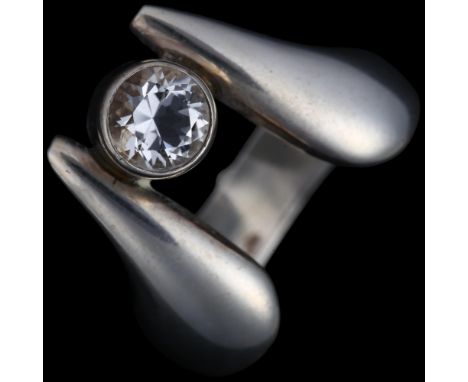 BEICHER HEILESEN - a Danish modernist sterling silver rock crystal abstract ring, setting height 17.7mm, size O, 7.9gNo damag