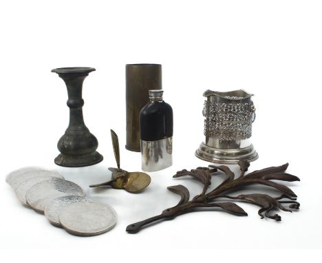 A small group of metalware - comprising a WW2 brass shell case vase, 21.5cm high; an Art Nouveau style gilt metal wall appliq