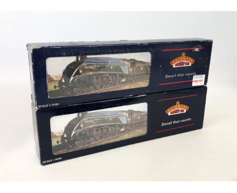 Two boxed Bachmann OO gauge A4 Pacific Class locomotives - comprising a 31-957 A4 60033 'Seagull' BR Green D/C; and a 31-960A