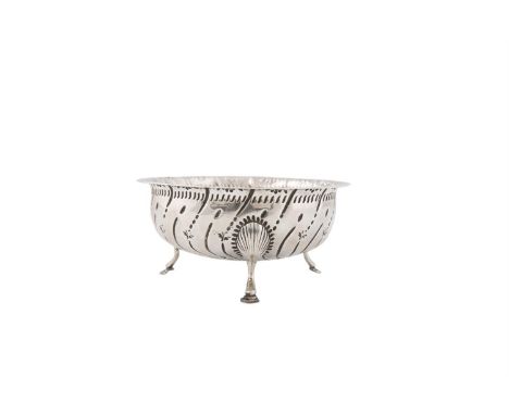 A PROVINCIAL IRISH SILVER SUGAR BOWL, stamped ''STERLING'', maker's mark rubbed possibly 'EI' or 'FI', of circular form with 