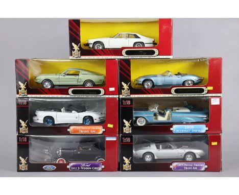 Seven Road Signature large scale die-cast model motor cars; &amp; five VT large scale die-cast model motor cars, each with wi