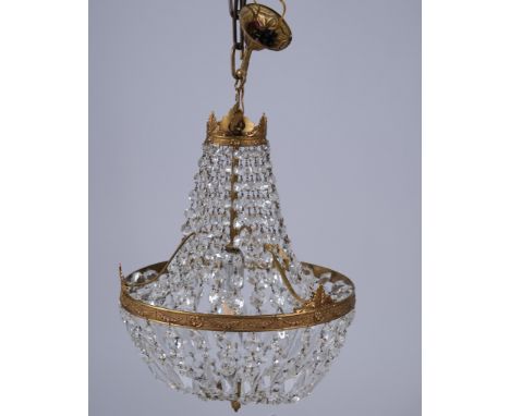 Deckenlüster, Empirestil, 20. Jh., Bronze, Glasbehang, Korbform, einflammig, elektrifiziert, ca. 60 cm hoch, ø ca. 35 cm