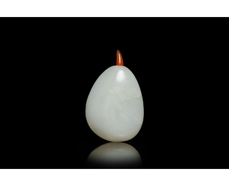 Full title: A Chinese white jade snuff bottle, QingDescription:H.: 9 cmThe absence of a condition report does not imply that 