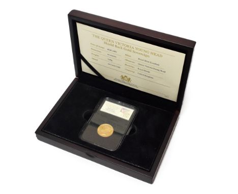 Victoria, Sovereign 1852, shieldback, second young head, with certificate, encapsulated in ''Coinportfolio' case of issue, li