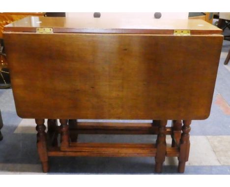 A Mid 20th Century Oak Drop Leaf Gate Legged Dining Table, 85cm Wide 